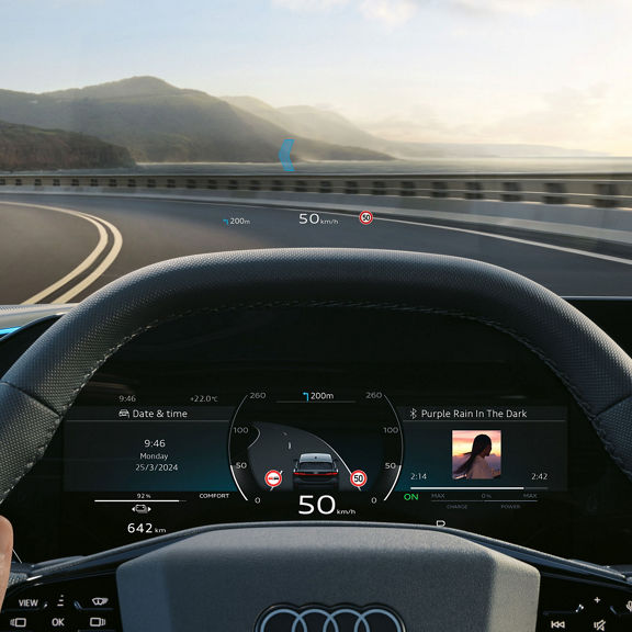 Demonstration of the traffic sign recognition feature available in the Audi A5.