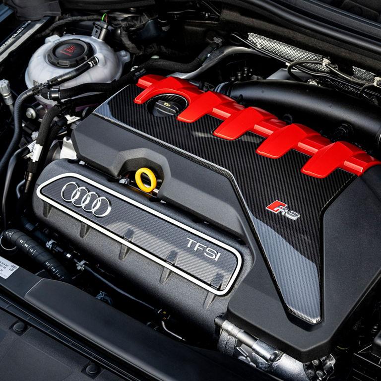 Illustration of the engine in the Audi RS 3. 