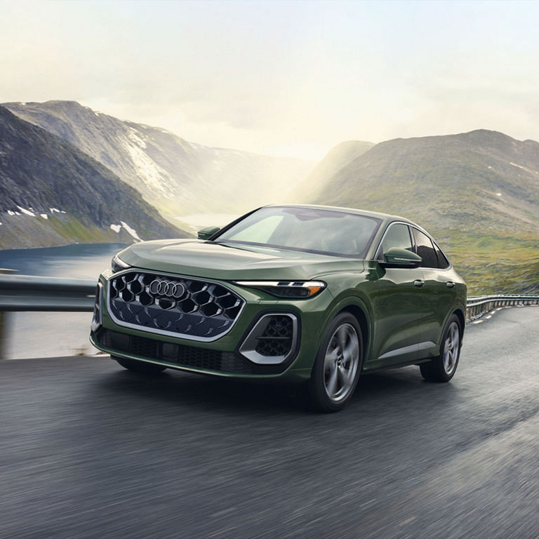 Side view of the Audi Q5 Sportback.