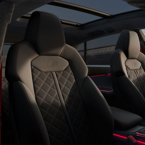 Interior view of the Audi SQ8.