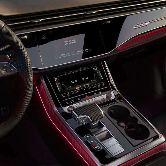 Close-up of the MMI® touch response system in the Audi SQ8.