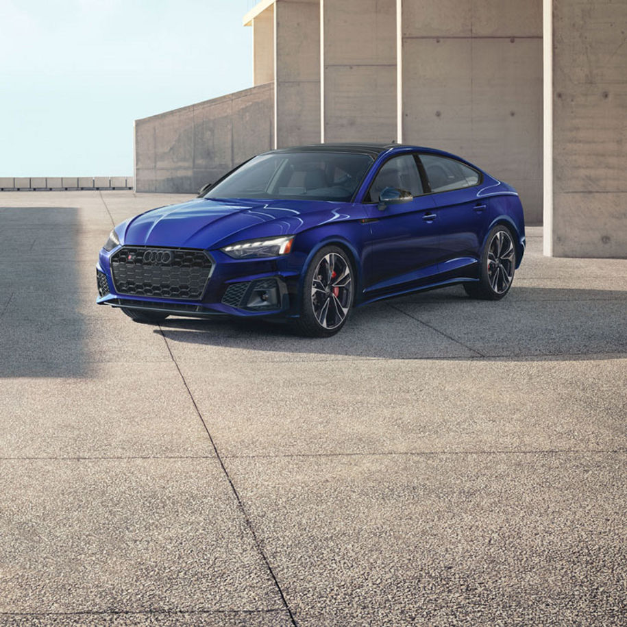 Three-quarter front view of the Audi S5 Sportback parked.
