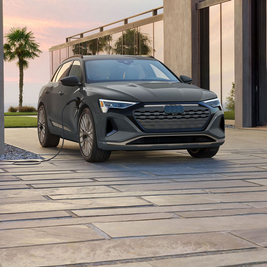 Three-quarter front view of the Audi Q8 e-tron.