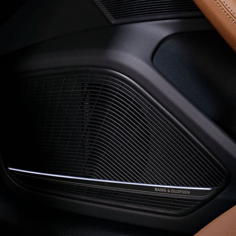 Close-up of the Bang & Olufsen speakers in the Audi A5 Cabriolet. 