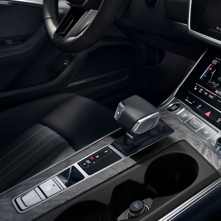 Illustration of the 7-speed S tronic® automatic transmission in the Audi A7.