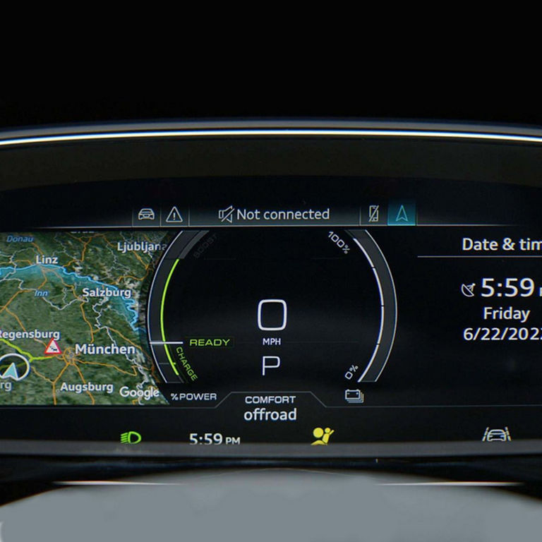 View of the Audi virtual cockpit in the Audi e-tron Sportback.