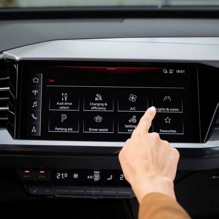 Close-up of the MMI touch display in the Audi Q4 e-tron. 