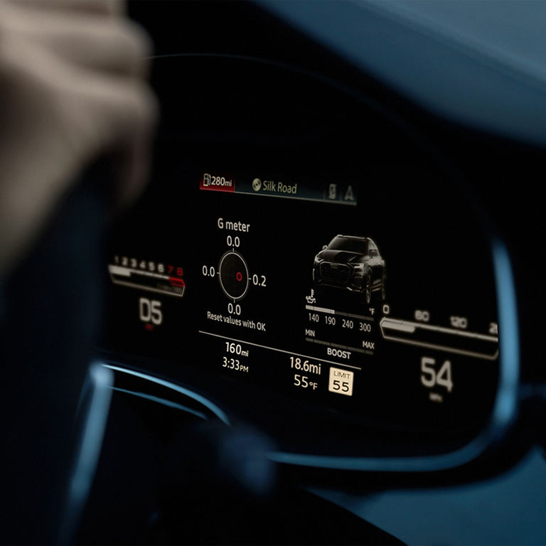 View of the Audi virtual cockpit in the Audi RS Q8.