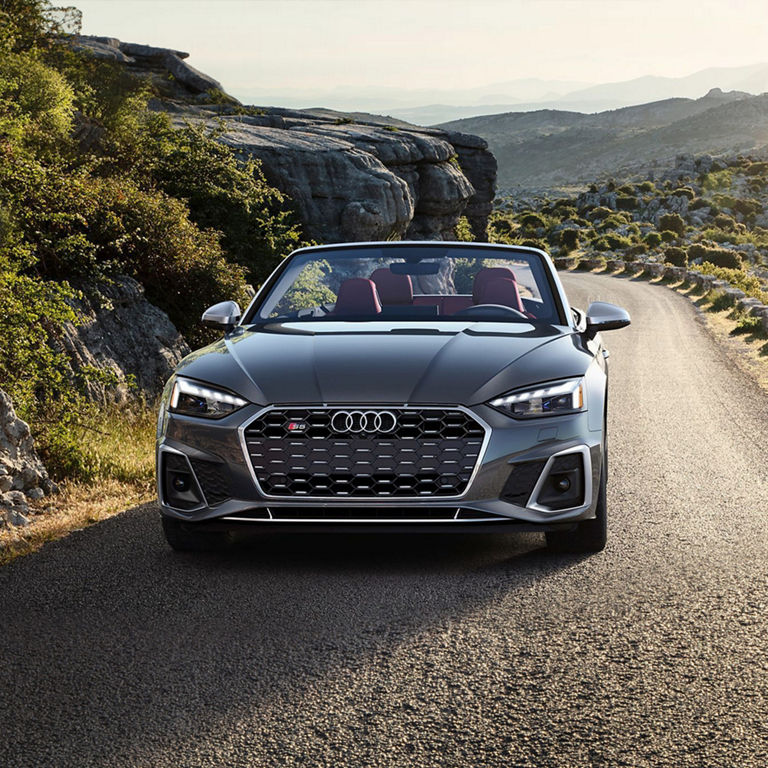 Profil avant de l'Audi S5 Cabriolet.