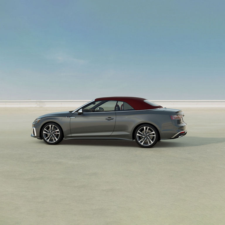 Profil latéral de l'Audi S5 Cabriolet.