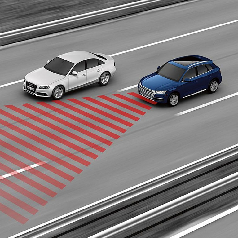 Demonstration of the adaptive cruise assist feature on the Audi Q5 Sportback. 