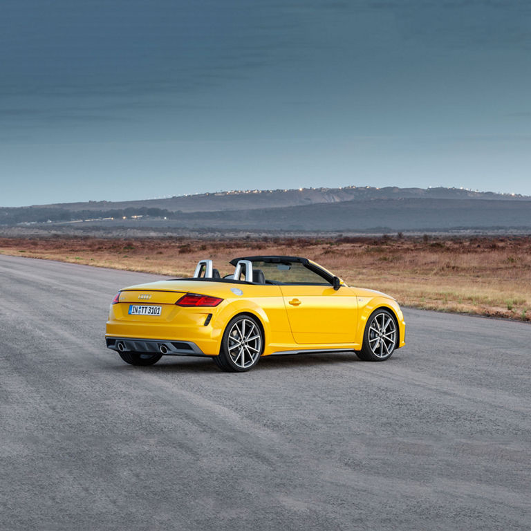 Profil latéral de l'Audi TT Roadster.