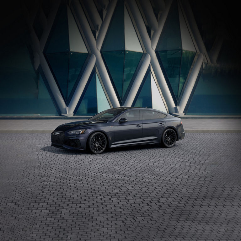 Profil latéral de l'Audi RS 5 Sportback.