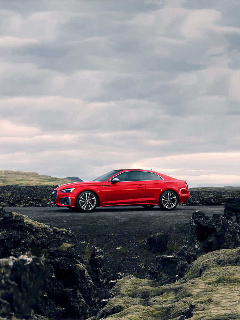 Profil latéral de l’Audi S5 Coupe.   