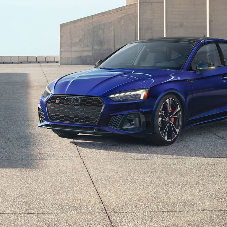 Gros plan de la roue de l’Audi S5 Sportback.