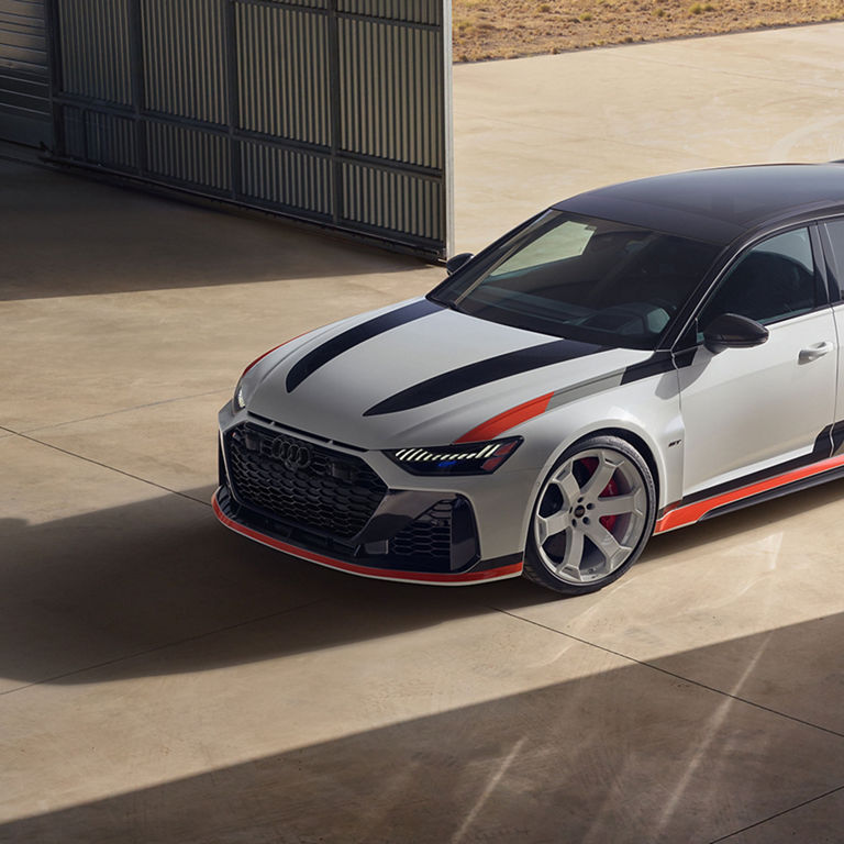 Close-up on the rear of the Audi RS 6 Avant GT.