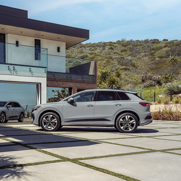 Side profile of the Audi Q4 e-tron®