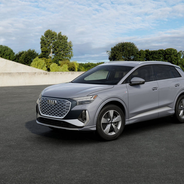 Front 3/4 view of the Audi Q4 e-tron.