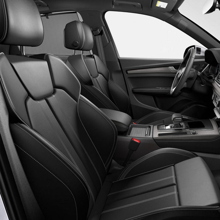 Interior view of the Audi Q5 Sportback.