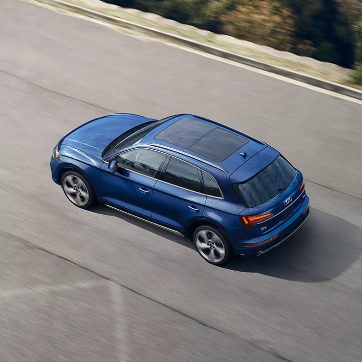 Bird's-eye view of the Audi Q5.