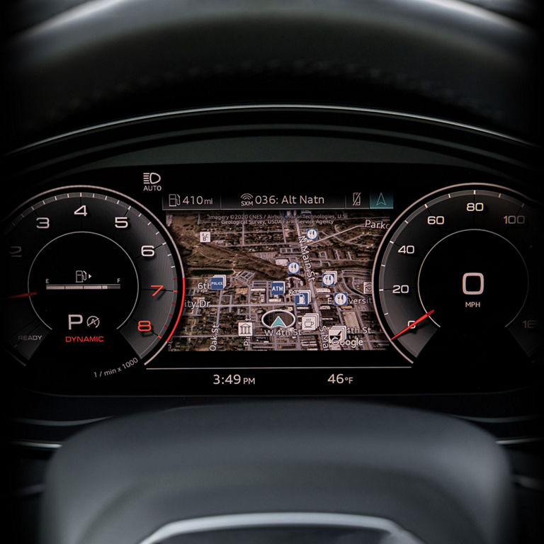 Close-up of the virtual cockpit in the Audi Q5.