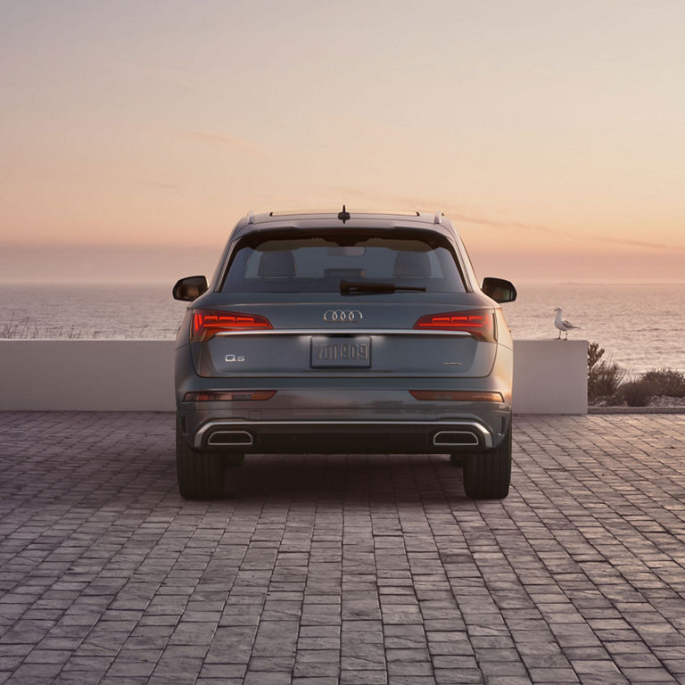 Close-up of the OLED taillights on the Audi SQ5.