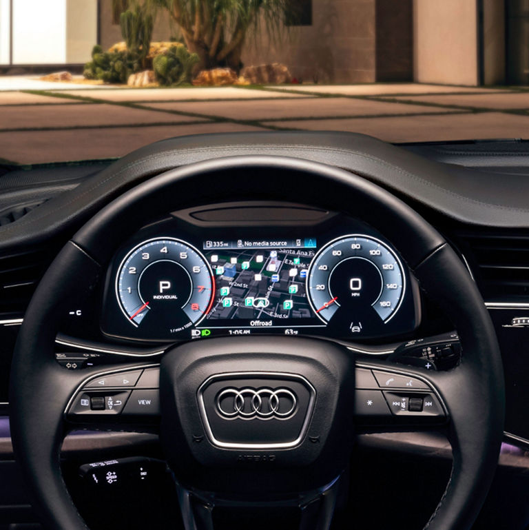 View of the Audi virtual cockpit in the Audi Q7. 