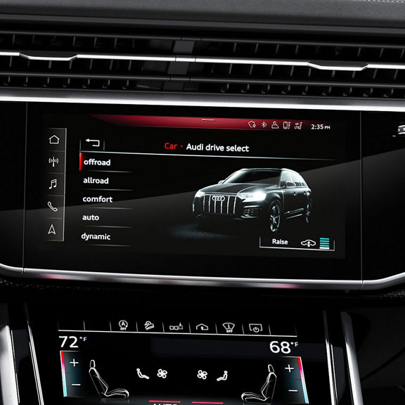 Close up of the Audi drive select interface on the MMI touch display in an Audi Q8.