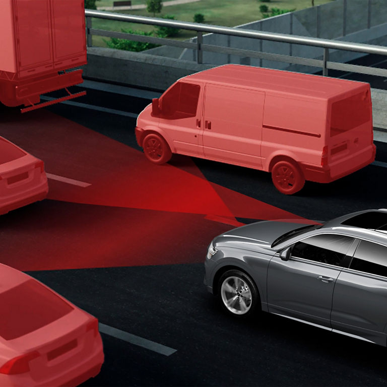 Demonstration of the adaptive cruise assist with lane guidance system on the Audi e-tron® S Sportback. 