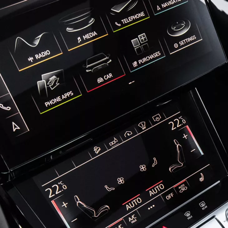 10.1" screen of the Audi MMI® touch response system.