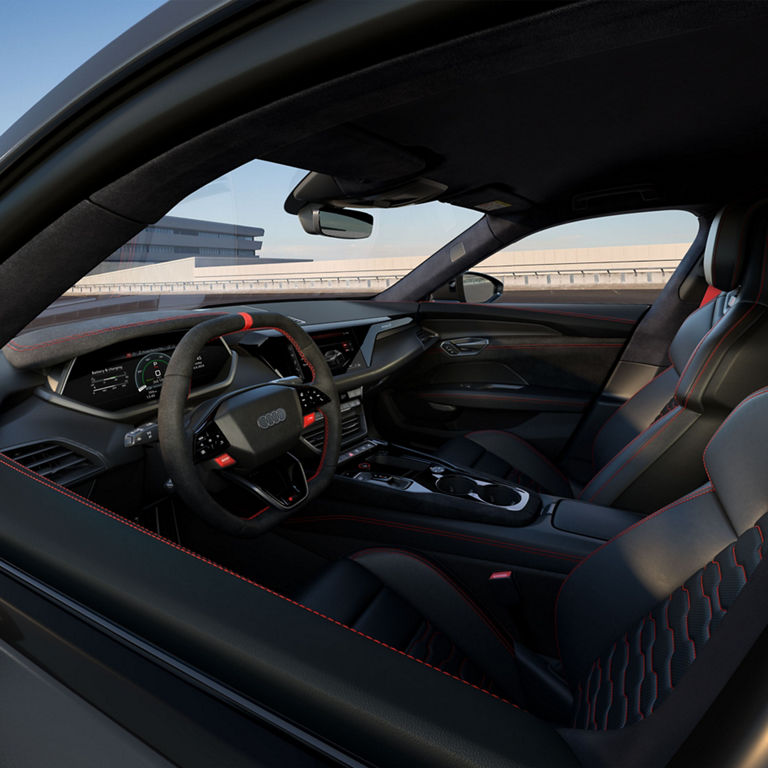 Plan de l’habitacle intérieur de l’Audi RS e-tron GT performance.
