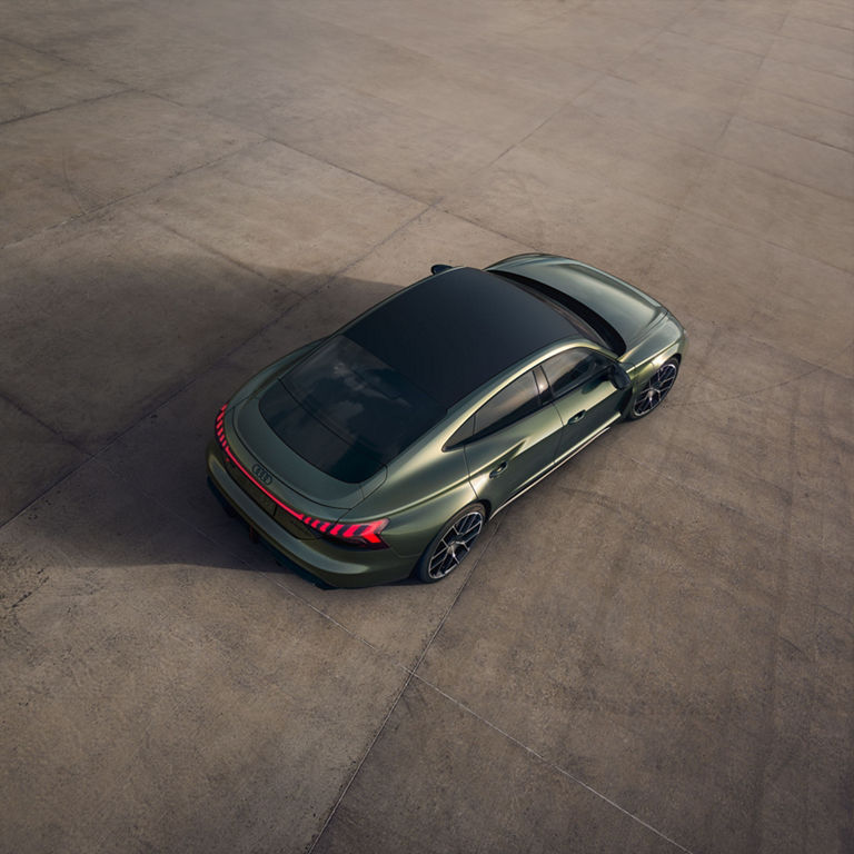 Aerial view of the Audi RS e-tron GT, showing the carbon fiber roof. 