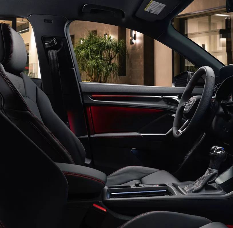 2025 Audi Q3 interior