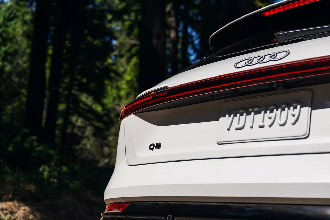 Electric Vehicle Dealer in Newmarket ON 