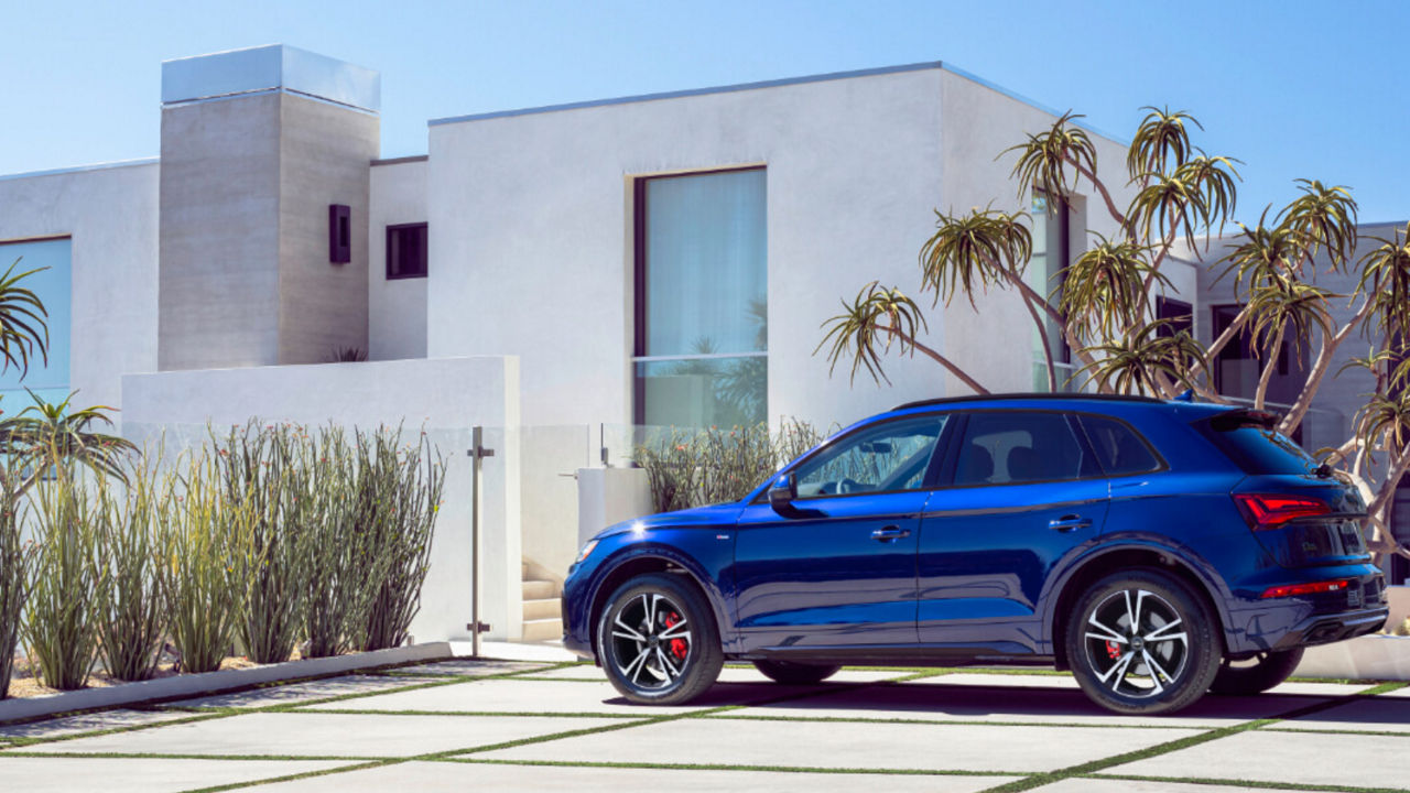2025 Audi Q5 Exterior Parked In Driveway By House