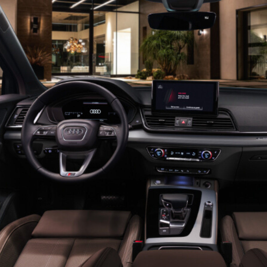 2025 Audi Q5 Interior Front Seat View