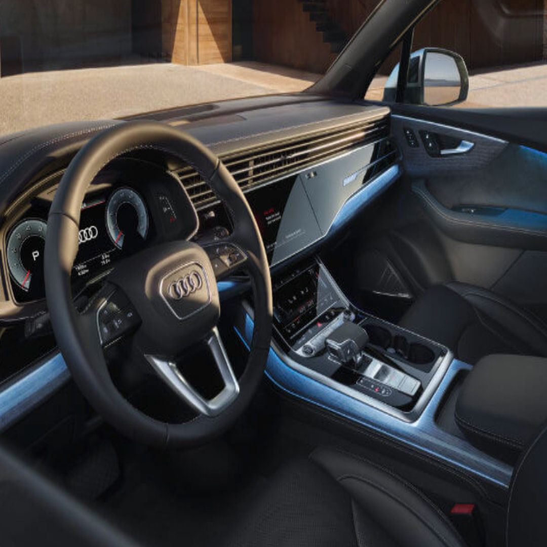 2025 Audi Q7 Interior Front Driver Side