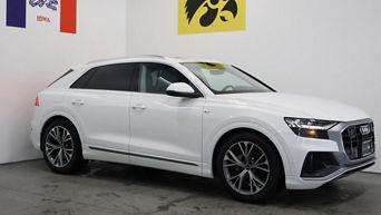 2023 Audi Q8 55 Premium Plus
