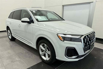 2025 Audi Q7 45 Premium