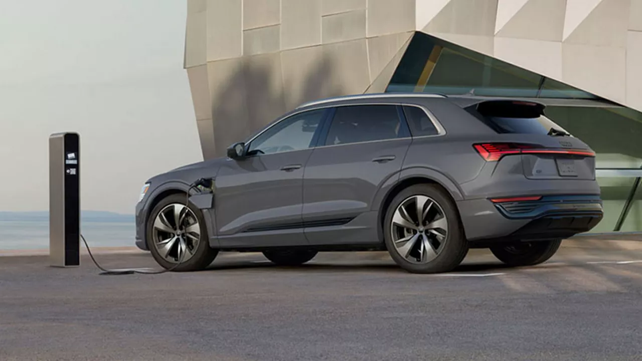 Audi Q8 e-tron Charging