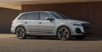 Side view of an Audi Q5 S Line