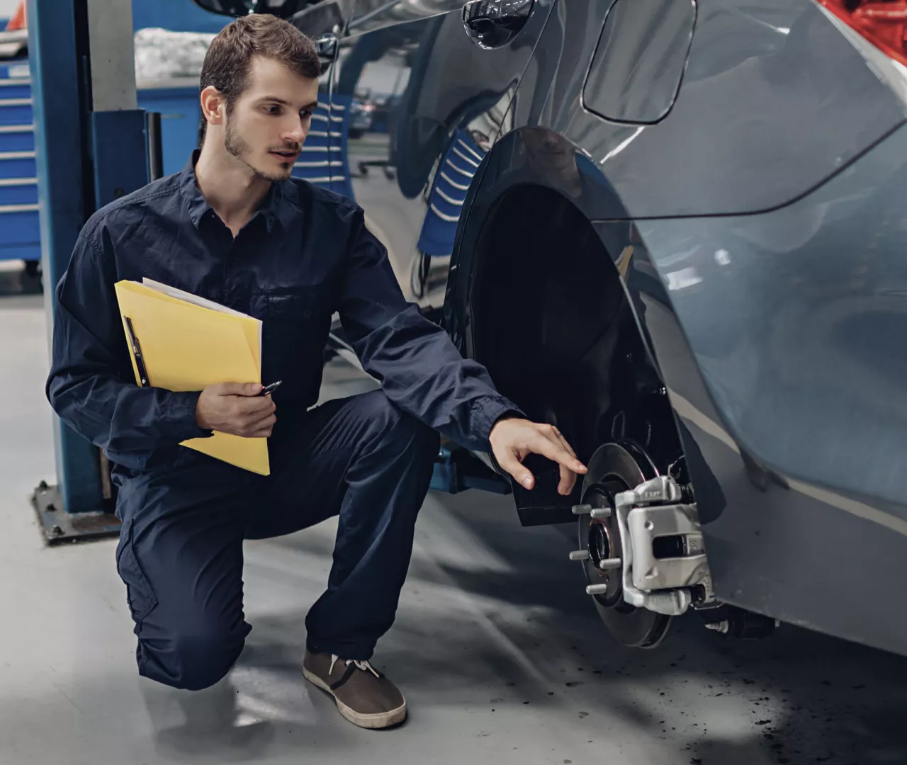 Signs Your Vehicle Needs Brake Service
