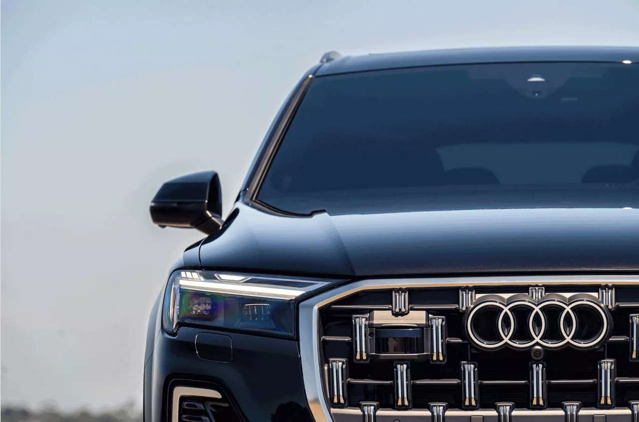 Audi Q7 Front