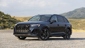 Front view of a 2025 Audi Q7 parked.