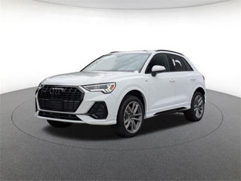Side profile view of Audi Q3