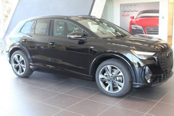Side view of an Audi Q4 e-tron