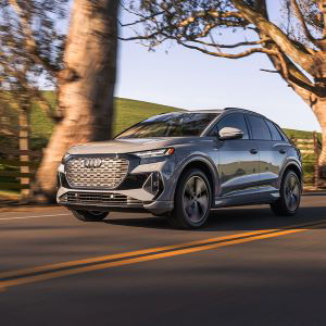 Audi Q4 e tron Premium 55 Quattro