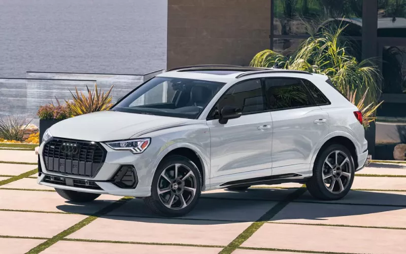 Visalia, CA - 2025 Audi Q3's Exterior