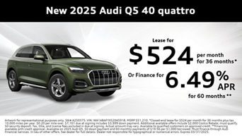 Side view of an Audi Q5 55 TFSI.