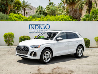2025 Q5 55 Hybrid front facing